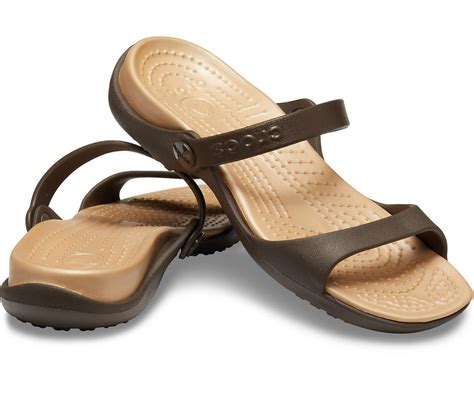 crocs sandals women relaxed fit